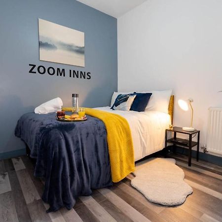 Autumn Oasis - Chic Studio In West Midlands Διαμέρισμα Μπέρμιγχαμ Εξωτερικό φωτογραφία